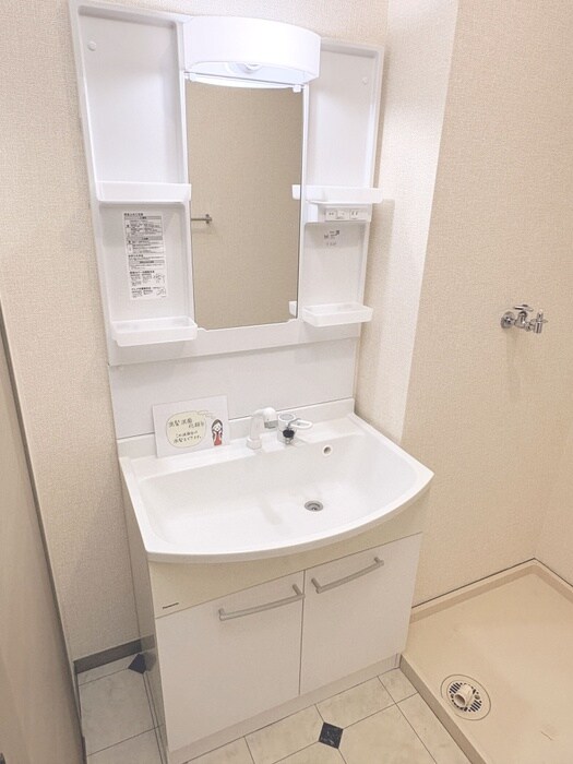 物件内観写真11　(洗面)