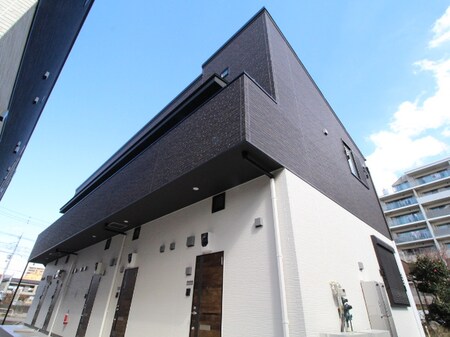 アザーレ・パッシオ府中本町A外観写真