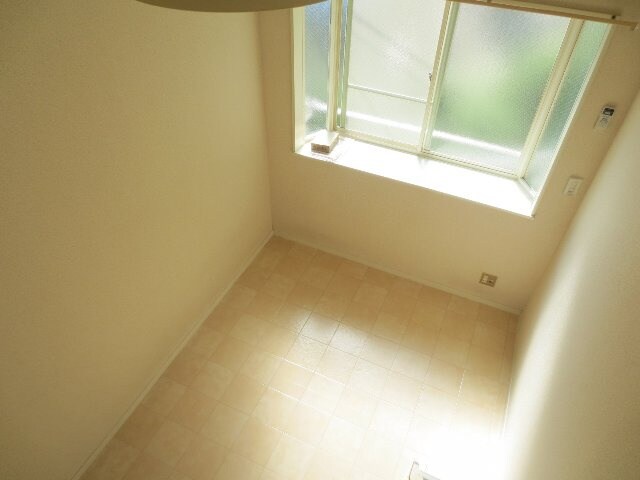 物件内観写真10　(居室)