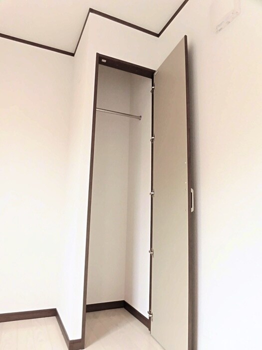 物件内観写真10　(収納)