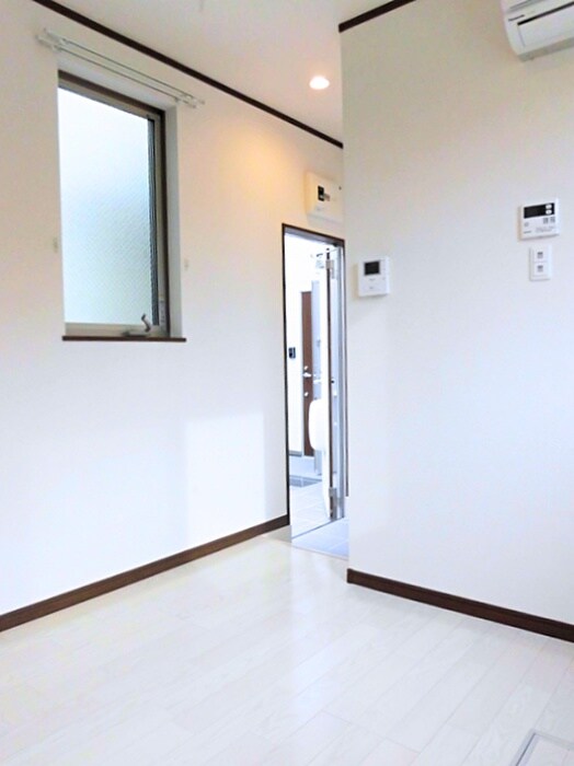 物件内観写真12　(居室)