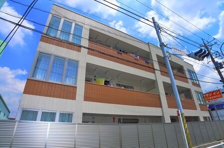 Ｆ＆ＲⅡ外観写真