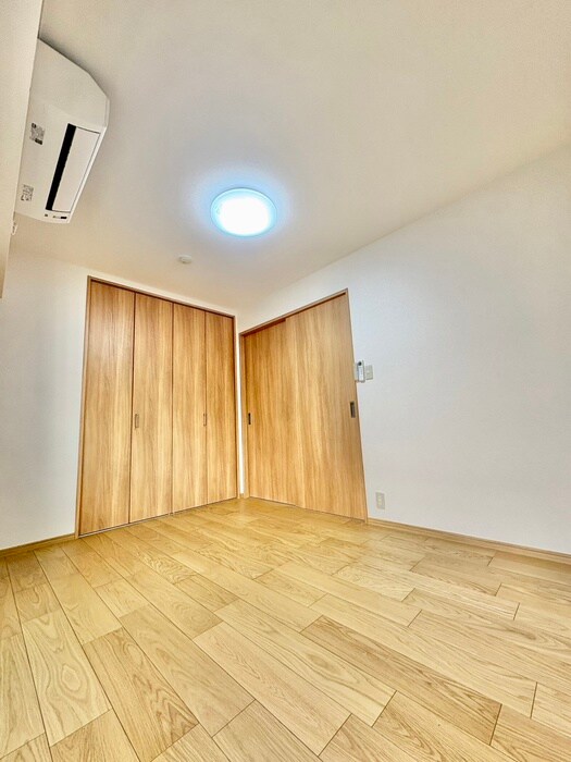 物件内観写真8　(居室)