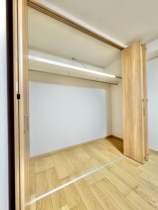 物件内観写真11　(収納)