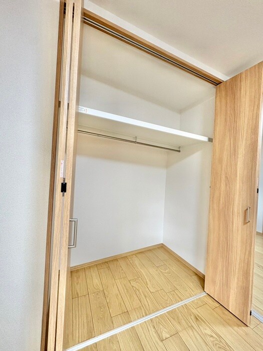 物件内観写真16　(収納)