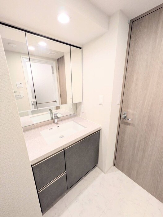 物件内観写真11　(洗面)