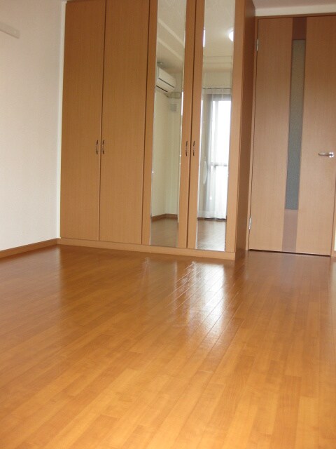 物件内観写真6　(居室)