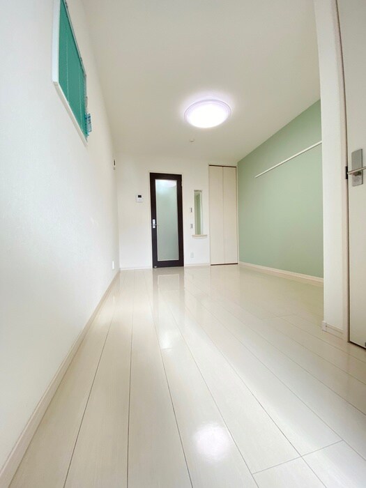 物件内観写真9　(居室)