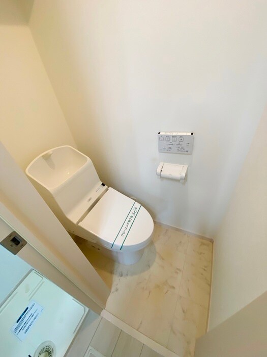 物件内観写真12　(トイレ)