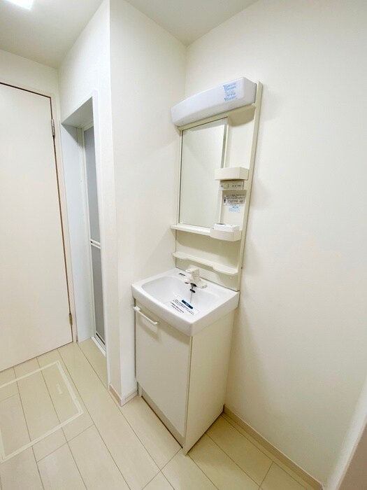 物件内観写真13　(洗面)