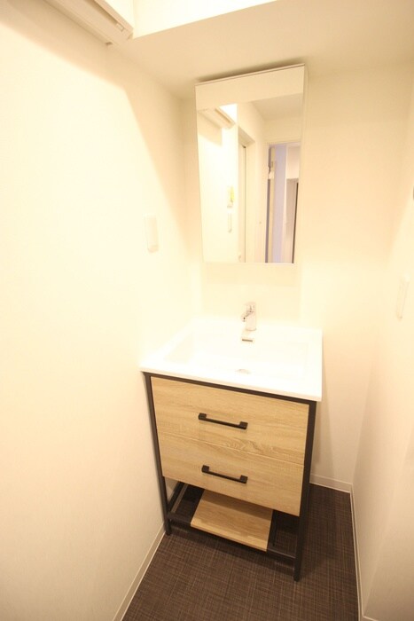 物件内観写真12　(洗面)