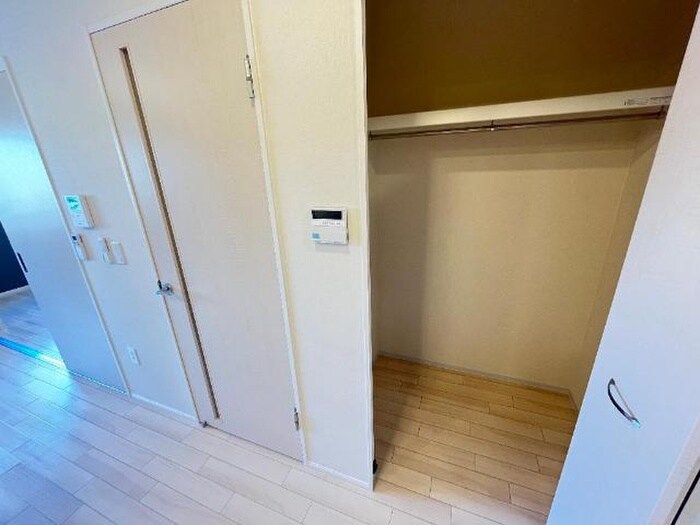 物件内観写真18　(内観写真)