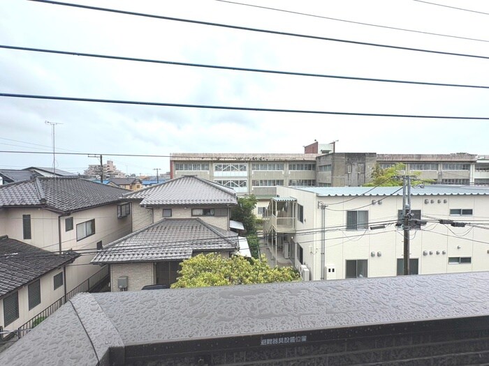 物件内観写真22　(室内からの展望)