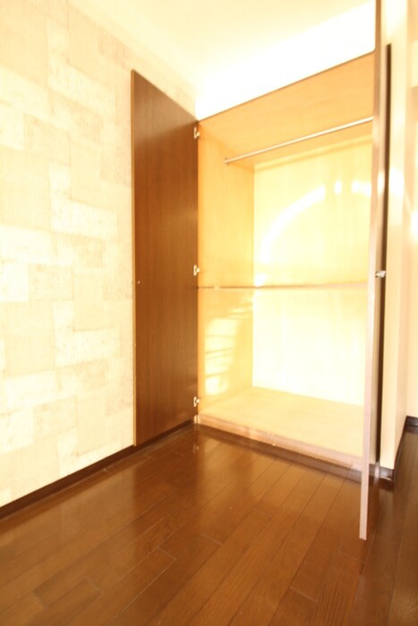 物件内観写真9　(収納)