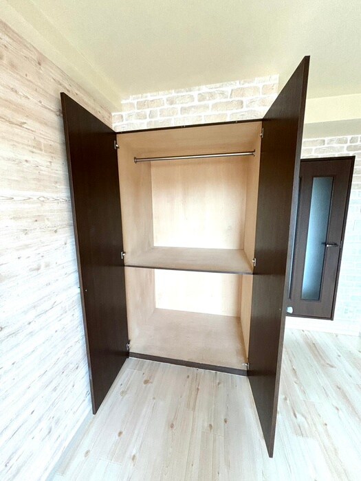 物件内観写真10　(収納)