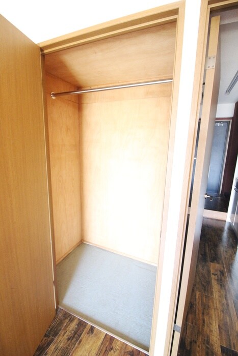 物件内観写真10　(収納)