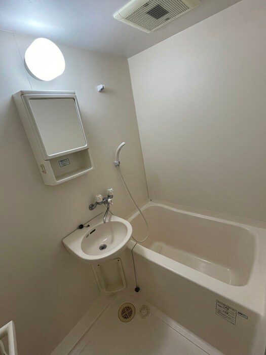 物件内観写真11　(バス／シャワールーム等)