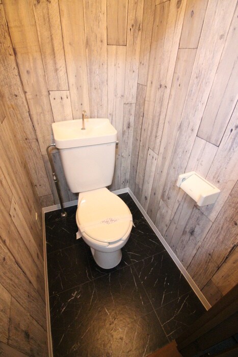 物件内観写真13　(トイレ)