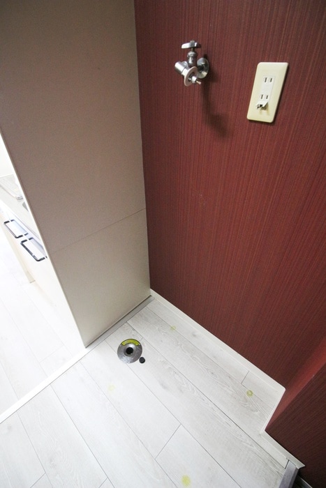 物件内観写真15　(洗濯機置場)