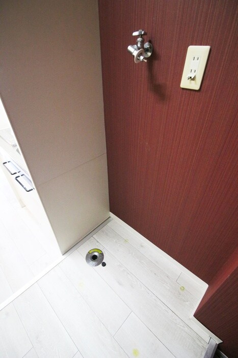 物件内観写真17　(洗濯機置場)