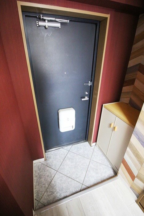 物件内観写真18　(玄関)