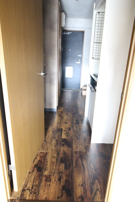 物件内観写真18　(廊下)