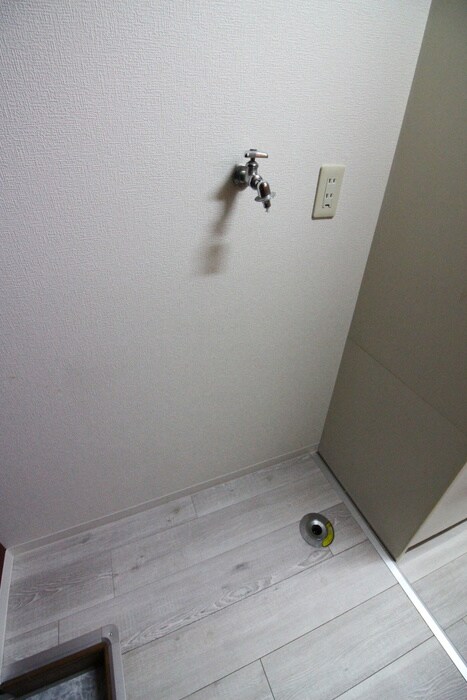 物件内観写真19　(洗濯機置場)