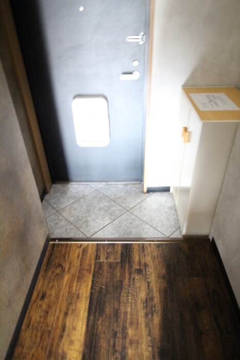 物件内観写真19　(玄関)