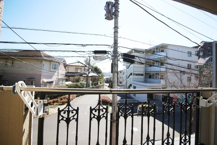 物件内観写真22　(室内からの展望)