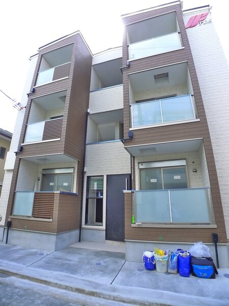 Ｆ ａｓｅｃｉａ Ｐａｒｕｒｅ外観写真