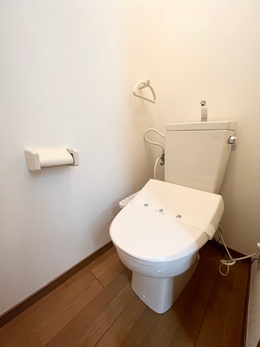 物件内観写真12　(トイレ)