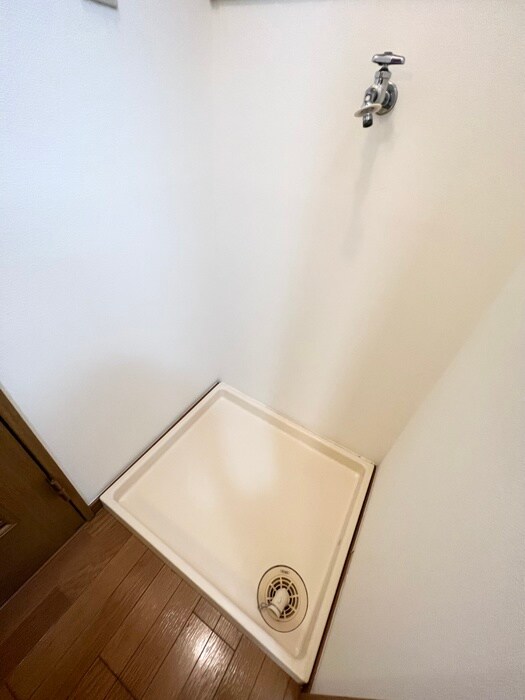 物件内観写真22　(洗濯機置場)