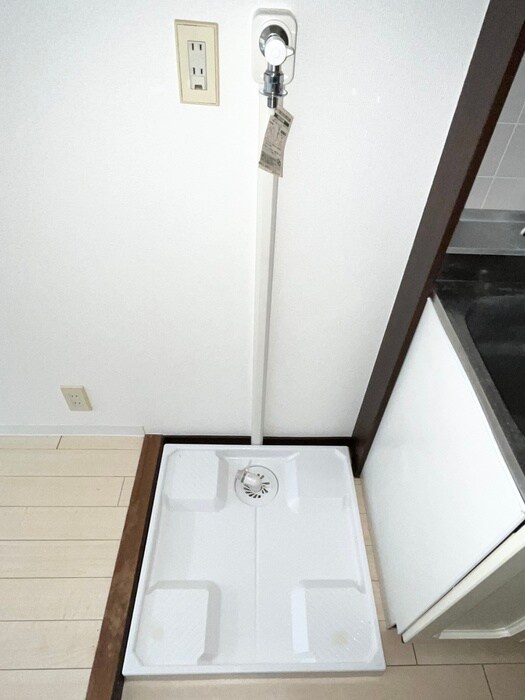 物件内観写真15　(洗濯機置場)