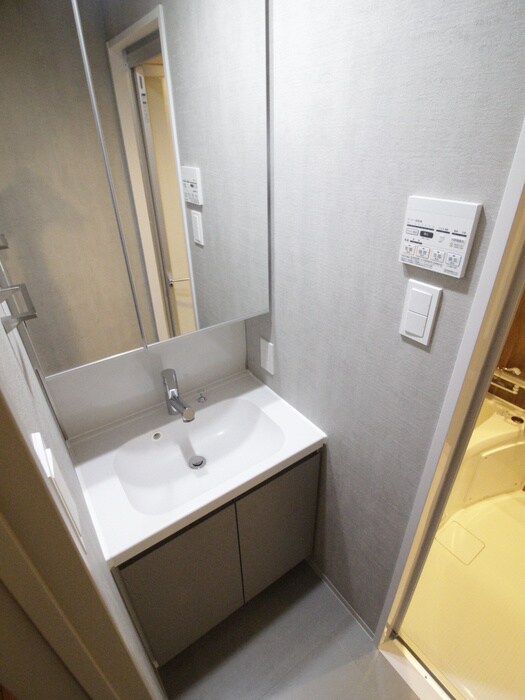 物件内観写真15　(洗面)