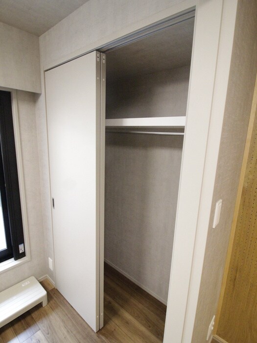 物件内観写真16　(収納)