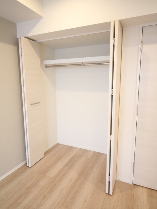 物件内観写真12　(収納)