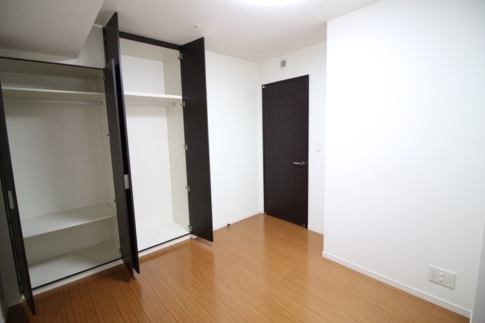 物件内観写真15　(居室)