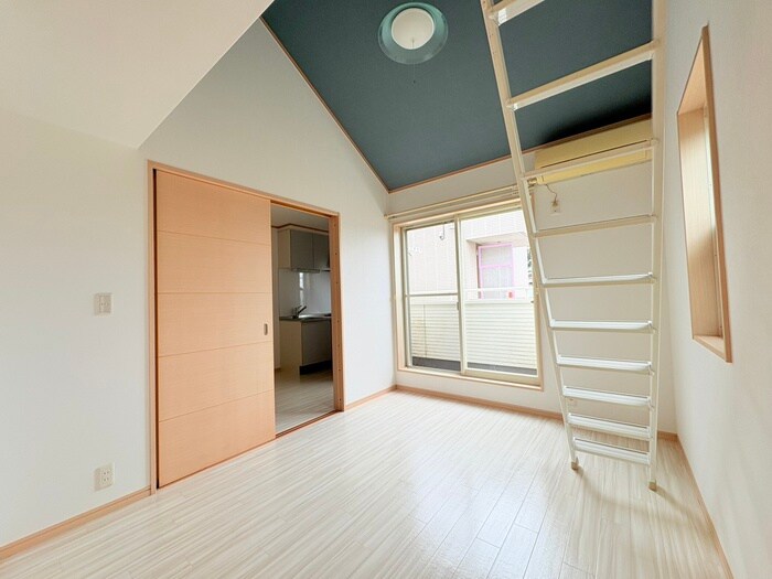 物件内観写真8　(居室)