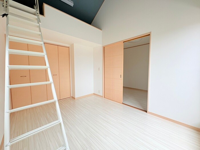 物件内観写真10　(居室)