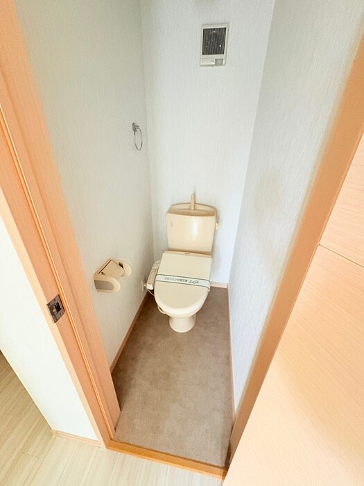 物件内観写真12　(トイレ)