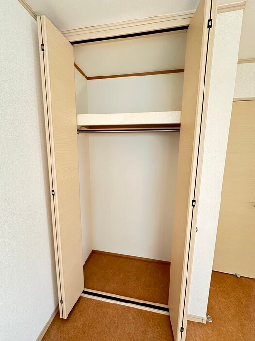 物件内観写真13　(収納)