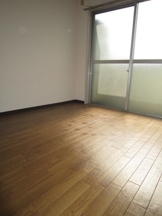 物件内観写真15　(居室)