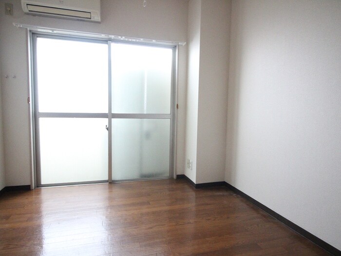 物件内観写真19　(居室)