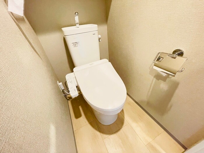 物件内観写真12　(トイレ)