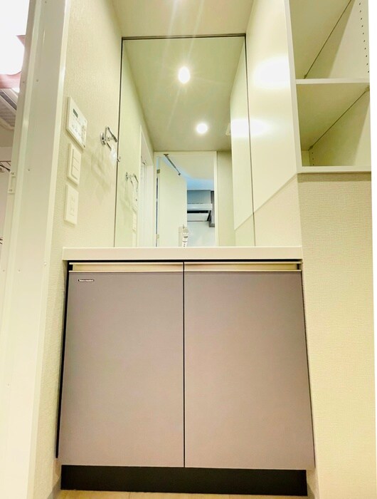 物件内観写真13　(洗面)