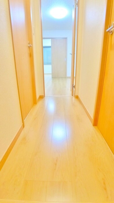 物件内観写真9　(廊下)