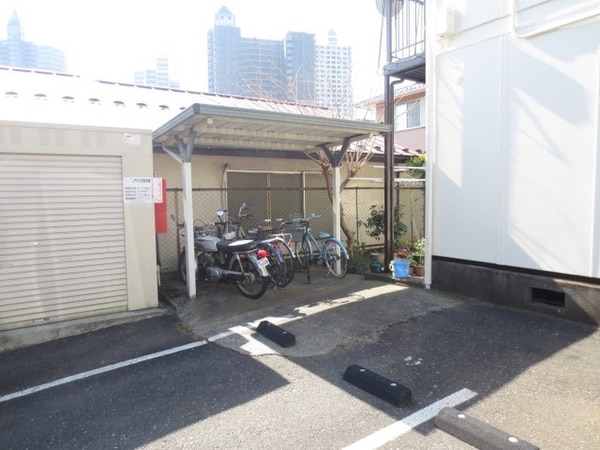 駐輪場