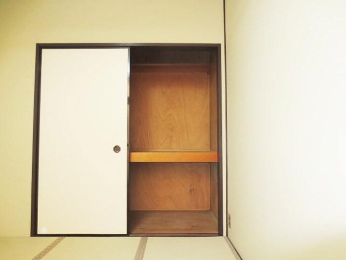 物件内観写真13　(収納)