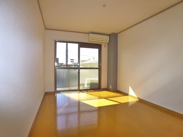 物件内観写真12　(居室)