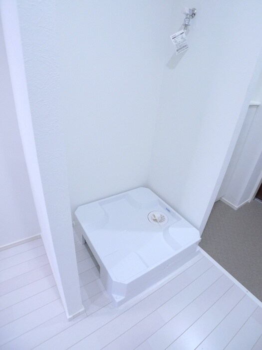 物件内観写真21　(洗濯機置場)